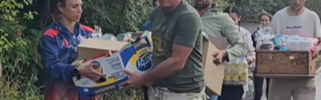 Poznati humanitarac podelio pakete pomoći u Žitorađi: Ne stajemo dok poslednja suza ne postane osmeh