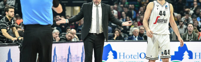 Teodosić novom asistencijom raspametio košarkašku Evropu! (video)