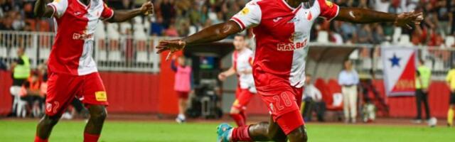 VOJVODINA DIŠE ZA VRATOM PARTIZANU: Ludnica u Kragujevcu, Džon Meri heroj "lala"!