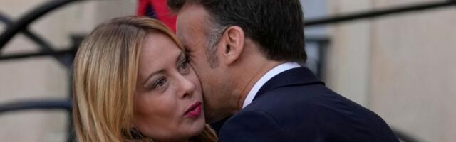 NEPRIJATNO Makron poljubio Meloni - njena reakcija sve otkrila (VIDEO)