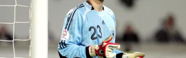 ĆERKICA (2) MU PREMINULA, ON UPAO U TEŠKU DEPRESIJU I BACIO SE POD VOZ! Priča o čuvenom golmanu razara dušu na komade - tužnije od ovoga ne može...