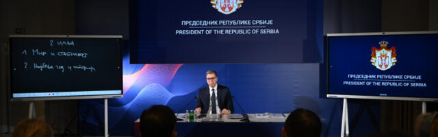 Вучић: Пензионери ће опет имати значајно повећање