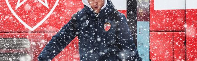 Fudbaleri Zvezde otputovali u Antaliju, fotka Seola ispred autobusa je hit