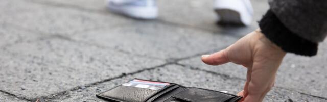 SVI PRIČAJU O GESTU TINEJDŽERA IZ CRNE GORE: Pronašao novčanik pun para, vratio ga vlasnici, a onda je uradio OVO