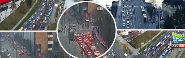 SAOBRAĆAJNI PAKAO U BEOGRADU: Špic potpuno paralisao grad! Mostovi su neprohodni, kolone se ne pomeraju, a evo gde je NAJGORE! (FOTO)