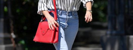 Večna klasika po ugledu na poznate: Kako da i ovo leto nosite crno-bele pruge?