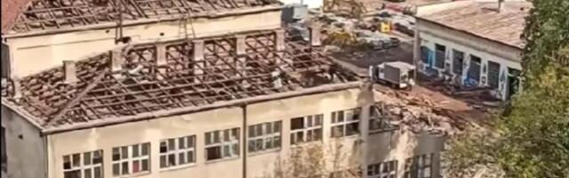 Počelo rušenje nekadašnje "Sutjeske" (FOTO)