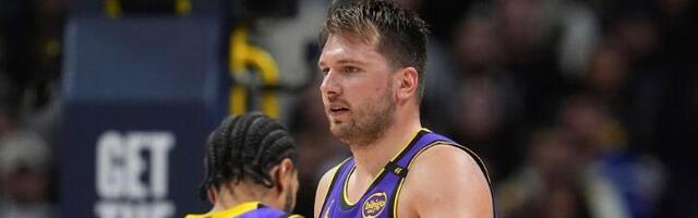 Dončić odigrao najbolji meč u Lejkersima, pa progovorio i trejdu: Teško je...