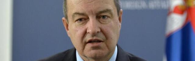 ''MUP TO NE POSEDUJE'' Oglasio se Dačić: Srpska policija nikada u svojoj istoriji nije koristila nezakonita sredstva, pa ni 15. marta
