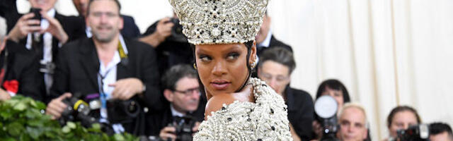 U iščekivanju Met Gala 2025: Najkontroverzniji momenti sa crvenog tepiha