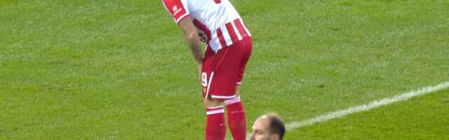 ŠTURM – ZVEZDA Povredio se Arnautović posle pet minuta?! /FOTO/