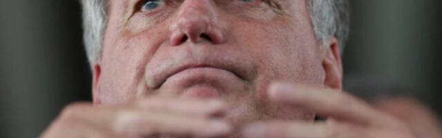 Суд издао налог за кућни притвор за десет особа повезаних са Болсонаром