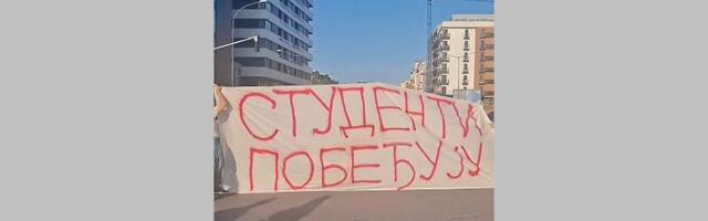 VIDEO: Održana blokada kod Master centra, sutra će biti na raskrsnici kod Doma zdravlja na Limanu