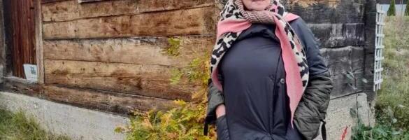 "KRENUO JE NA MENE, NAVALIO, ONDA JE POČEO I DRUGI" Bolna ispovest poznate Srpkinje o jezivom zlostavljanju dok je njena majka ćutala: Bila sam joj teret...