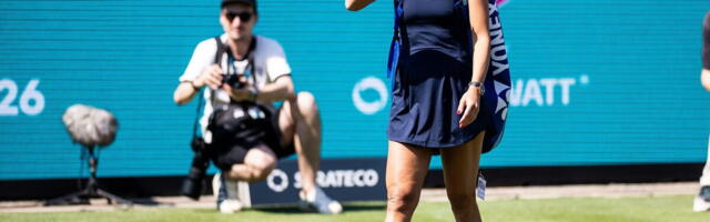 NOVI BIZNIS NA POMOLU!
Ana Ivanović pukla s kozmetikom, sad dizajnira sportsku odeću