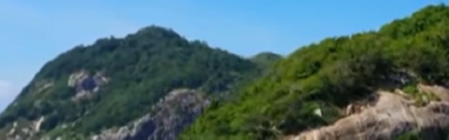 Ko kroči na prelepo zeleno ostrvo, ostaje mu samo sat vremena života! (VIDEO)