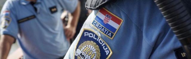 Гардијан: ЕУ заташкавала бруталност хрватске полиције