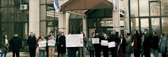 Studenti FILUM-a u potpunosti blokirali zgradu Rektorata