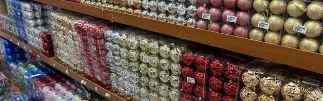 Praznična groznica se polako zahuktava! Kako građani pripremaju domove za Novu godinu: Uvek se kupi neki novi ukras