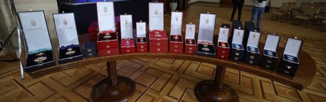 Ko su laureati za Sretenje i ko će uručiti ordene - PITANJA BEZ ODGOVORA