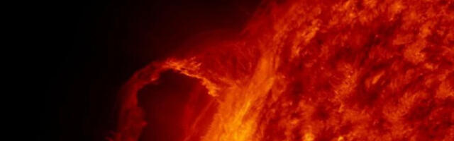 Сунце не мирује: након X-експлозија, регистроване нове М-бакље