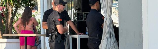 Prvi snimak sa prekinutog Darinog nastupa: Policija upala, od Bubamare i Kaće se nisu odvajali pola sata