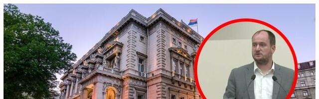 Sve TANJA većina: SNS odbornik podneo ostavku!