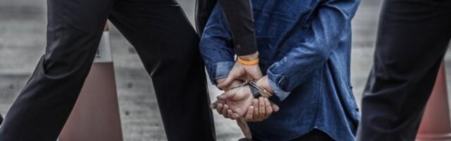 U PET GRADOVA ZAPLENJENA VELIKA KOLIČINA NARKOTIKA: Uhapšene dve osobe!