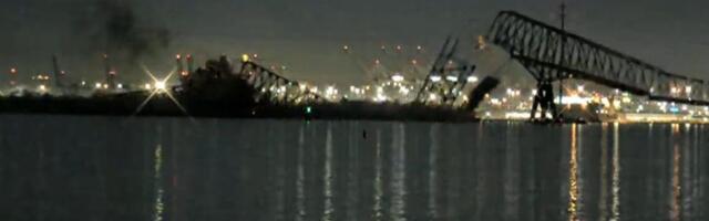 Celog ga srušio: Snimak udara broda u most, posle nekoliko trenutaka nema ničega