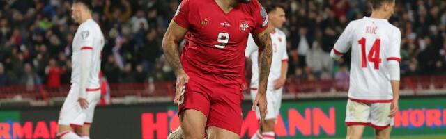 Dve ponude za Mitrovića: Posle Arabije sledi Italija