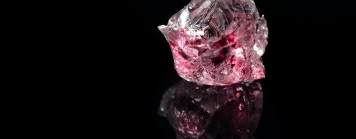 Dijamant na aukciji prodat za 26,6 miliona dolara