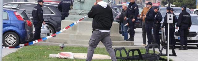 "IZGUBIO JE DOSTA KRVI, POD STALNIM JE NADZOROM" Lončar otkrio detalji o mladiću koga je izbo blokader u Pionirskom parku