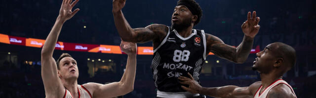 Olimpijakos oslobodio mesto za Tajrika Džonsa? Odlazak iz Pireja i loša vest za Crvenu zvezdu (Foto)