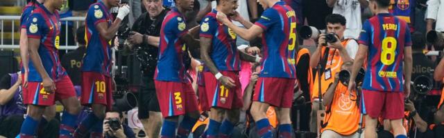 Spektakl u Džedi: Barselona dobila Real i osvojila Superkup! Videli smo crveni karton, golove u nadoknadi...