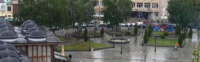 Danas oblačno, povremeno s kišom i hladnije