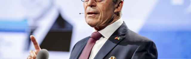 Расмусен: Британија и Француска да предводе европску одбрану без ослањања на Трампа