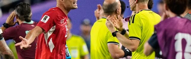 Džaka i saigrači kukaju na arbitra Pinjeira: Došli smo da igramo fudbal, a ne da se borimo protiv sudija