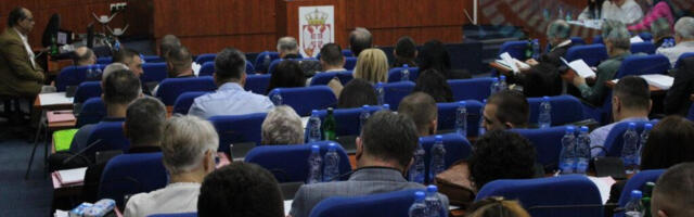 Sednica Skupštine grada- Foto priča