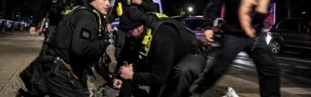 BRUKA! Policija uhapsila devojčicu (13), evo šta su joj uradili na ulici (VIDEO)