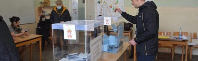 „Tata, tata, šta su to izbori?“