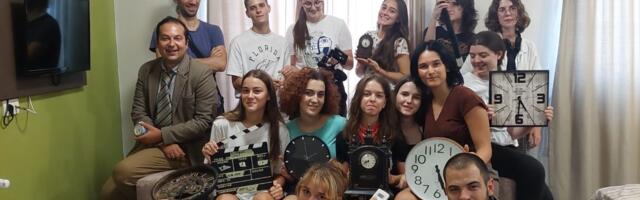 Svečana projekcija filmova polaznika Filmske radionice Kragujevac (FRKA) na velikoj sceni Knjaževsko-srpskog teatra