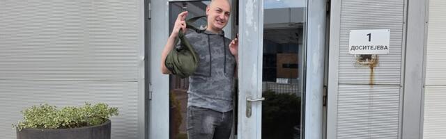 KAO ĐORĐE DAVID U MLADOSTI: Desingerica neprepoznatljiv sa dugom kosom! (Foto)