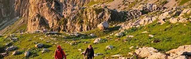 Sramota na Prokletijama: Poljaci zvali pomoć jer su "zaglavljeni u steni", spasioci ih zatekli na livadi
