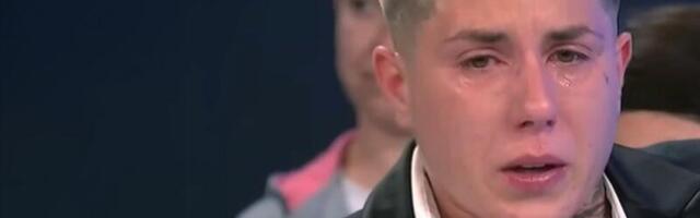 Ne odvaja se od njih! Matoroj i njenom ocu ova žena pruža najveću podršku (FOTO)