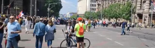 "U ISTORIJI SRBIJE NISMO VIDELI LOŠIJU OPOZICIJU" Studenti blokaderi i opozicija ratuju zbog malog dela "političkog kolača": Dolazi do pojačanih tenzija