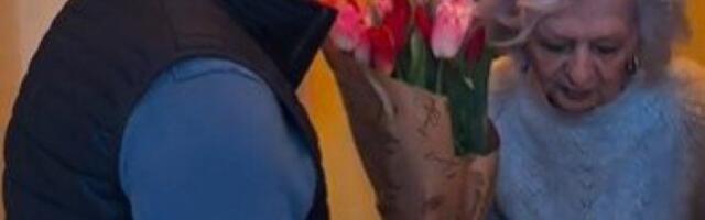 "VOLITE SVOJE MAJKE" Miloš Vučević prelepim gestom iznenadio mamu - zagrljaj koji topi srca! (VIDEO)