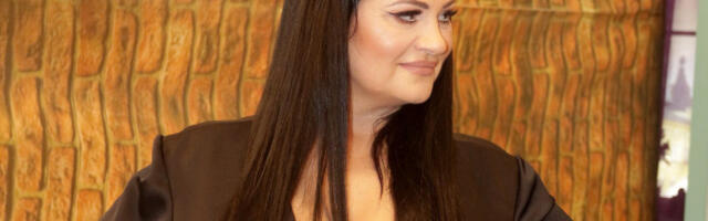 SVE OČI UPRTE U JANU TODOROVIĆ, TELEFON JOJ CEO DAN ZVONI! Koleginica hitno reagovala – evo šta se DEŠAVA U DOMU PEVAČICE!