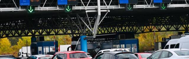 PRESEK STANJA NA GRANIČNIM PRELAZIMA: Bez zadržavanja na rampama auto-puteva, putnička vozila na Batrovcima čekaju 1 sat