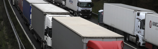 Britanija potpuno odsečena, na granici haos sa kamionima