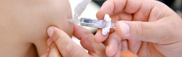Srbija uvodi obaveznu vakcinaciju dece?
